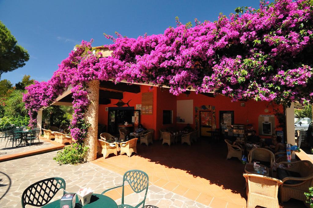 Camping Village Rosselba Le Palme Portoferraio Exterior photo